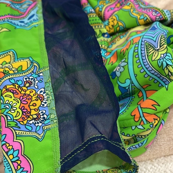 Southwind apparel like new nylon half zip top - Picture 5 of 7